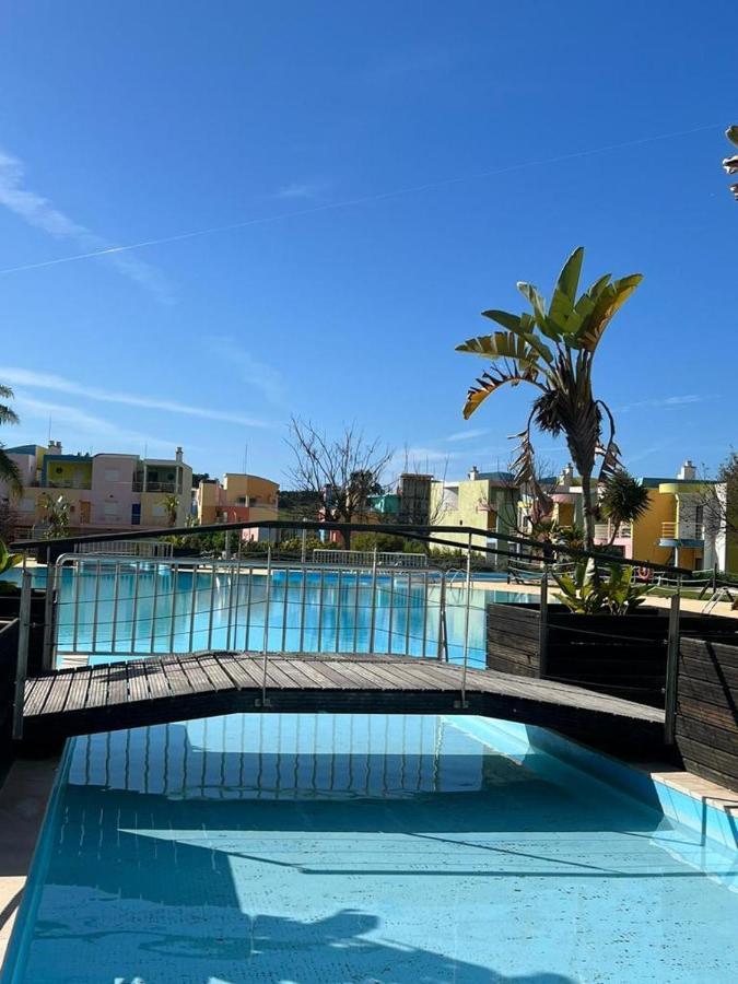 Colorful Cozy Apartment View Αλμπουφέιρα Εξωτερικό φωτογραφία